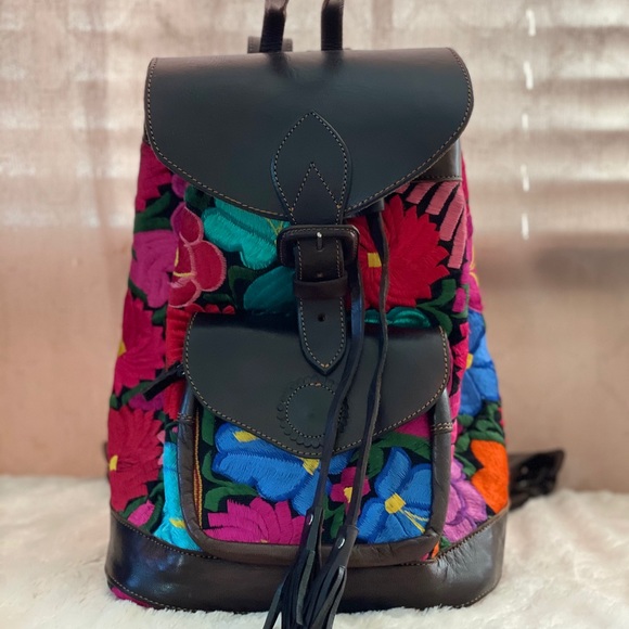 New women’s backpack - Picture 4 of 6